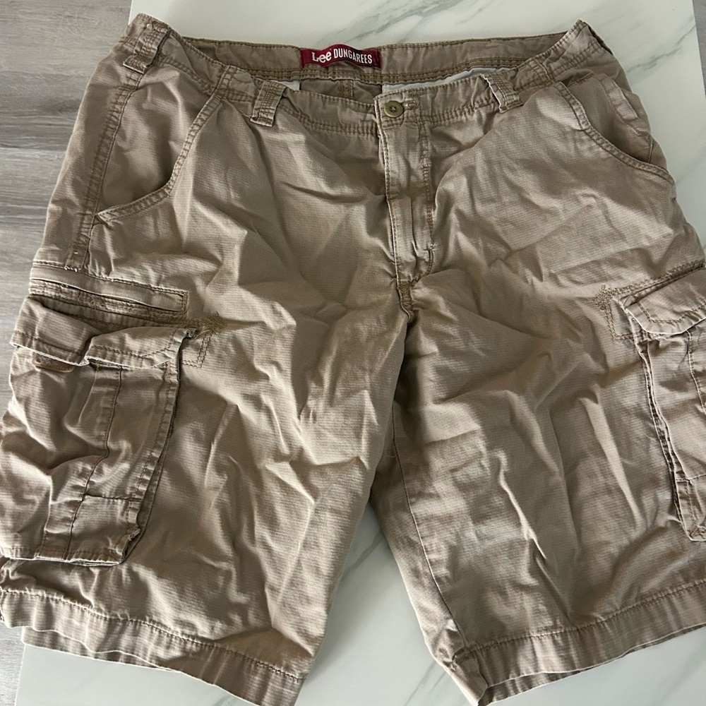 Lee Men's Khaki Cargo Shorts 36